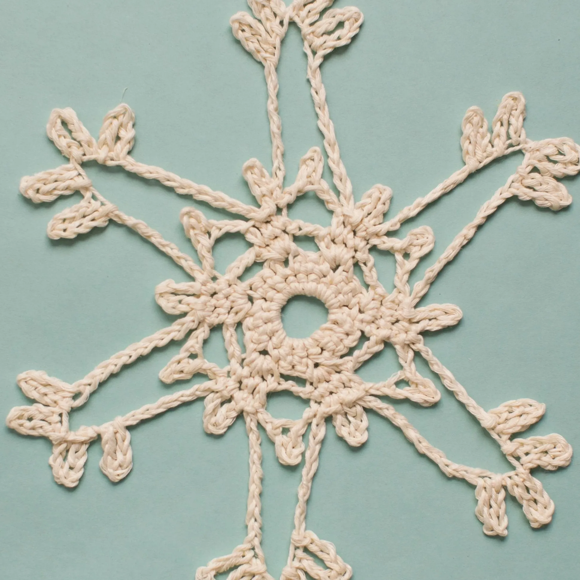 Giant Crocheted Snowflake Kit